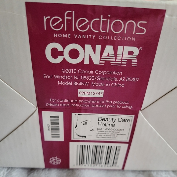Conair Reflections 5x/1x Magnification Stand-up Mirror - Picture 4 of 8